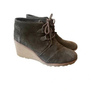 Toms Women's Shoes Desert Wedge Suede